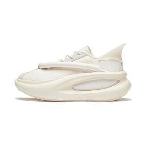 China LiNing Yunyou 2.0 Orca Stylish Sports Shoes - Beige