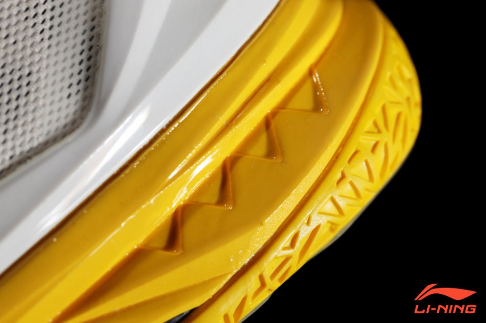 Li-Ning WoW4 Way of Wade 4 "Overtown"