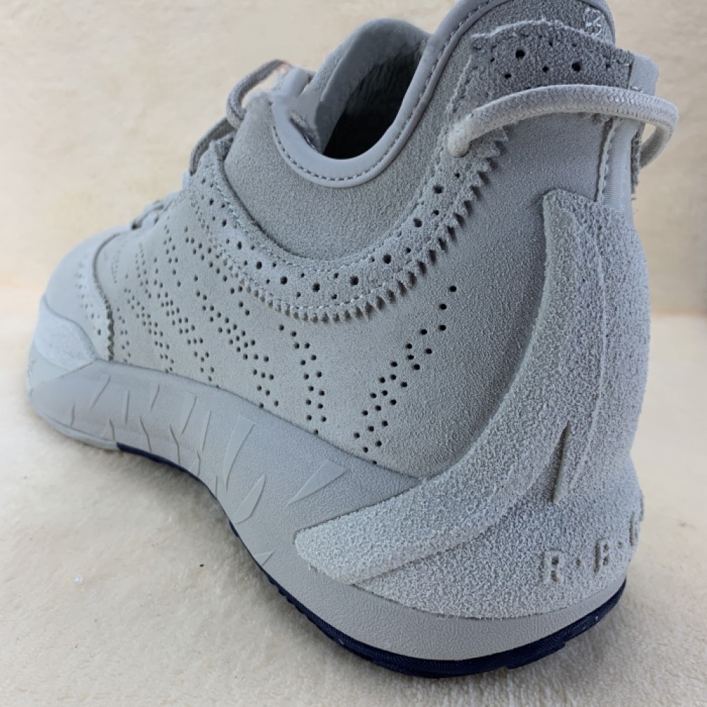 gh sneakers