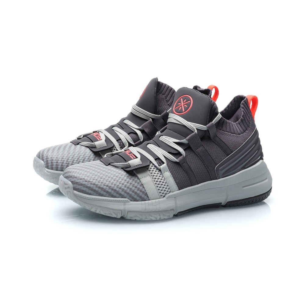 dwyane wade basketball sneakers