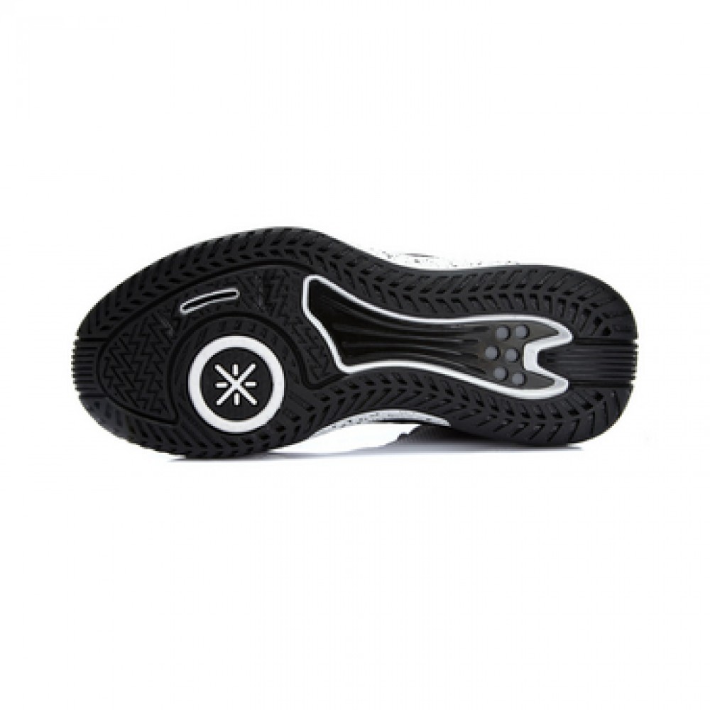 Li Ning WoW 4 Wade Fission 2.5 Tuff "Black Tie"