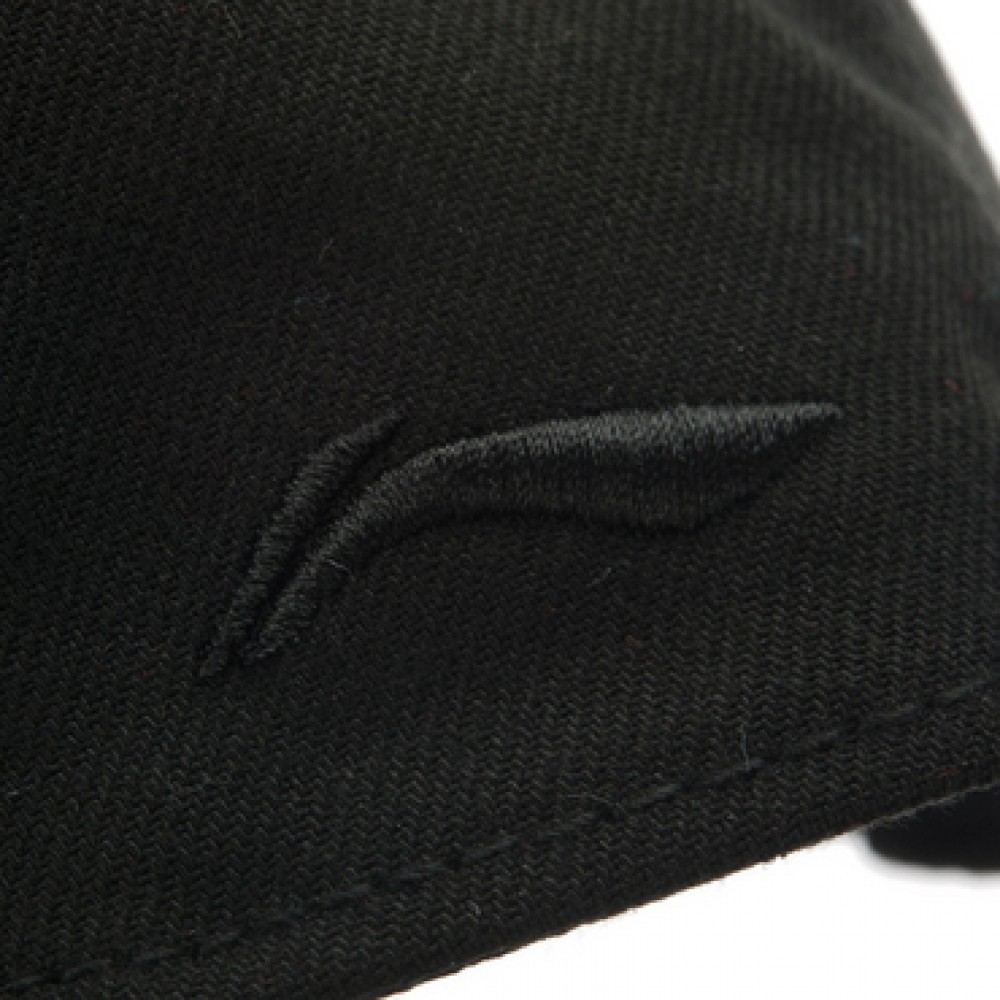Li-Ning WoW 4 Wade Baseball Cap "Defeat Your Fear"