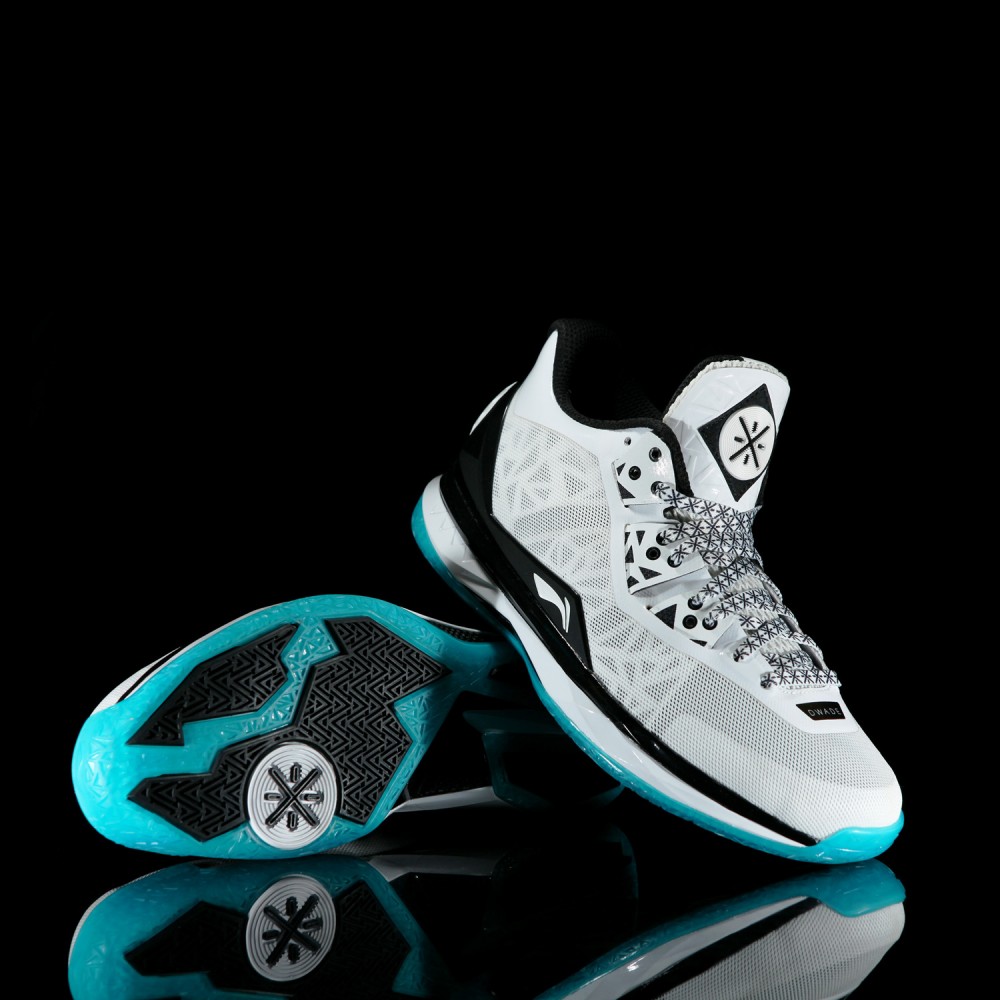 Li-Ning WoW4 Way of Wade 4 "White Hot Heat"