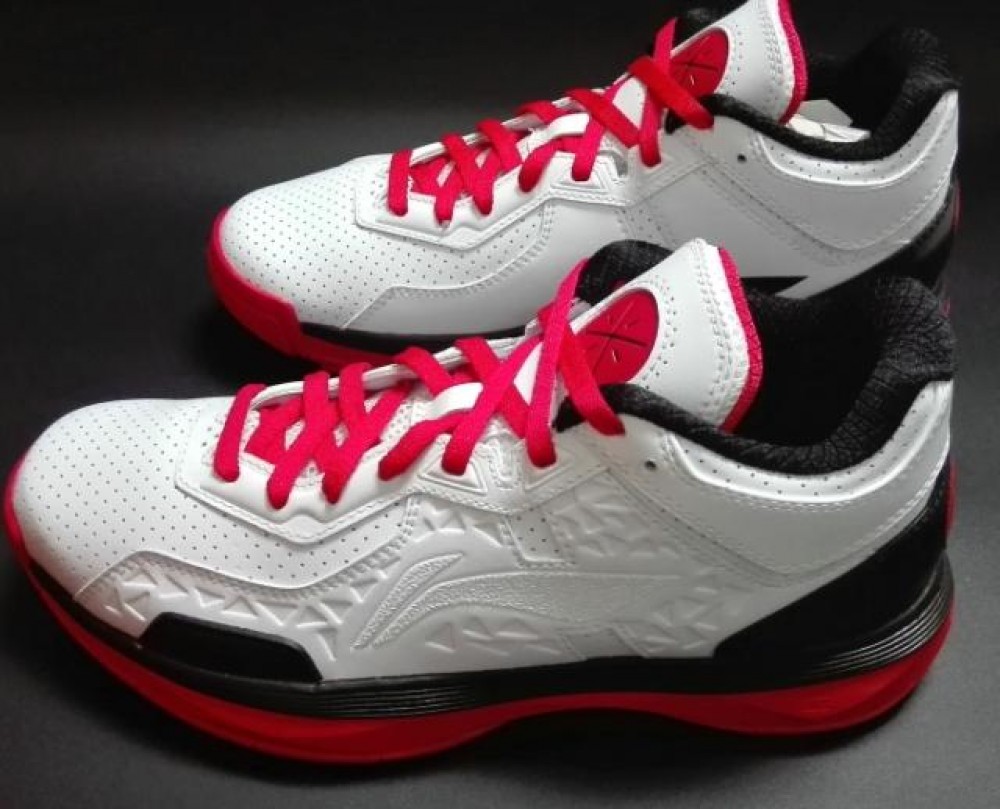Li-Ning WoW4 Wade All City 4 "Overtown"