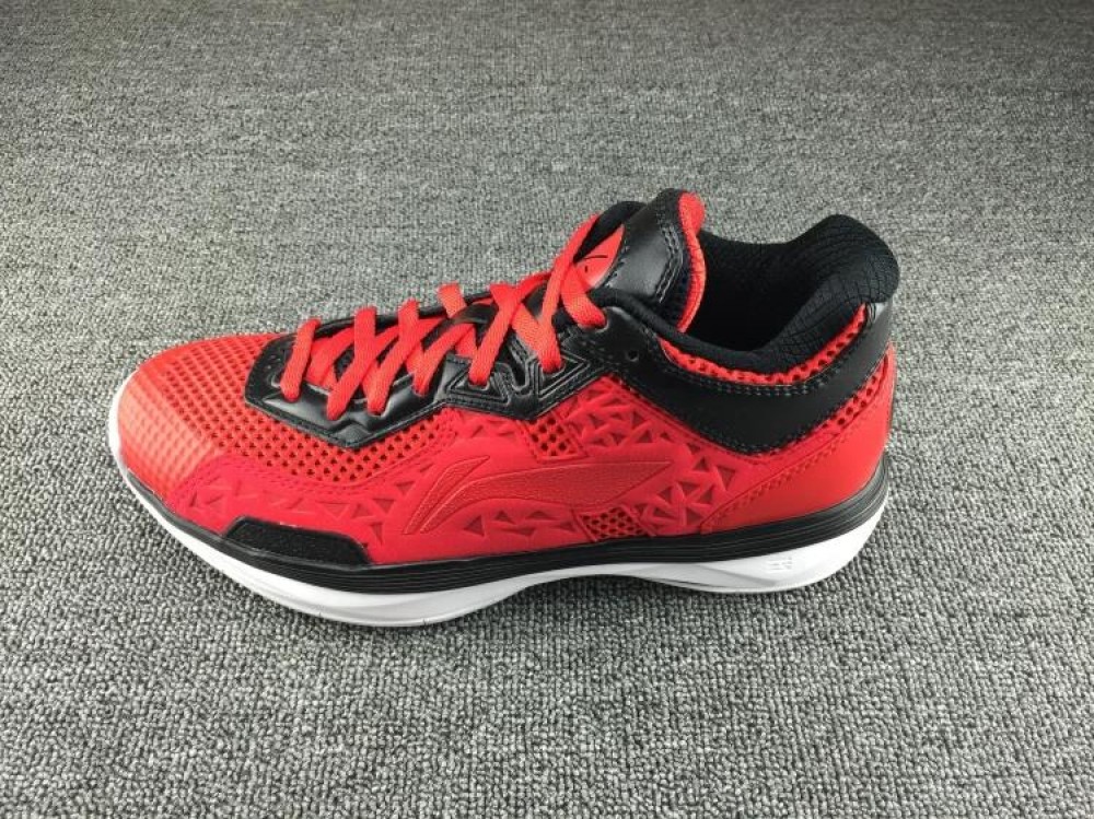 Li-Ning WoW4 Wade All City 4 "Miami Heat"