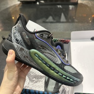 Anta X Kyrie Irving 2025 Shock Wave 6 Pro ”Chameleon"